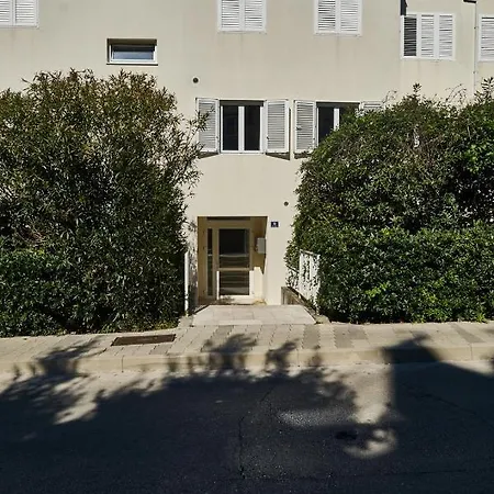 Apartment Lapad Bay